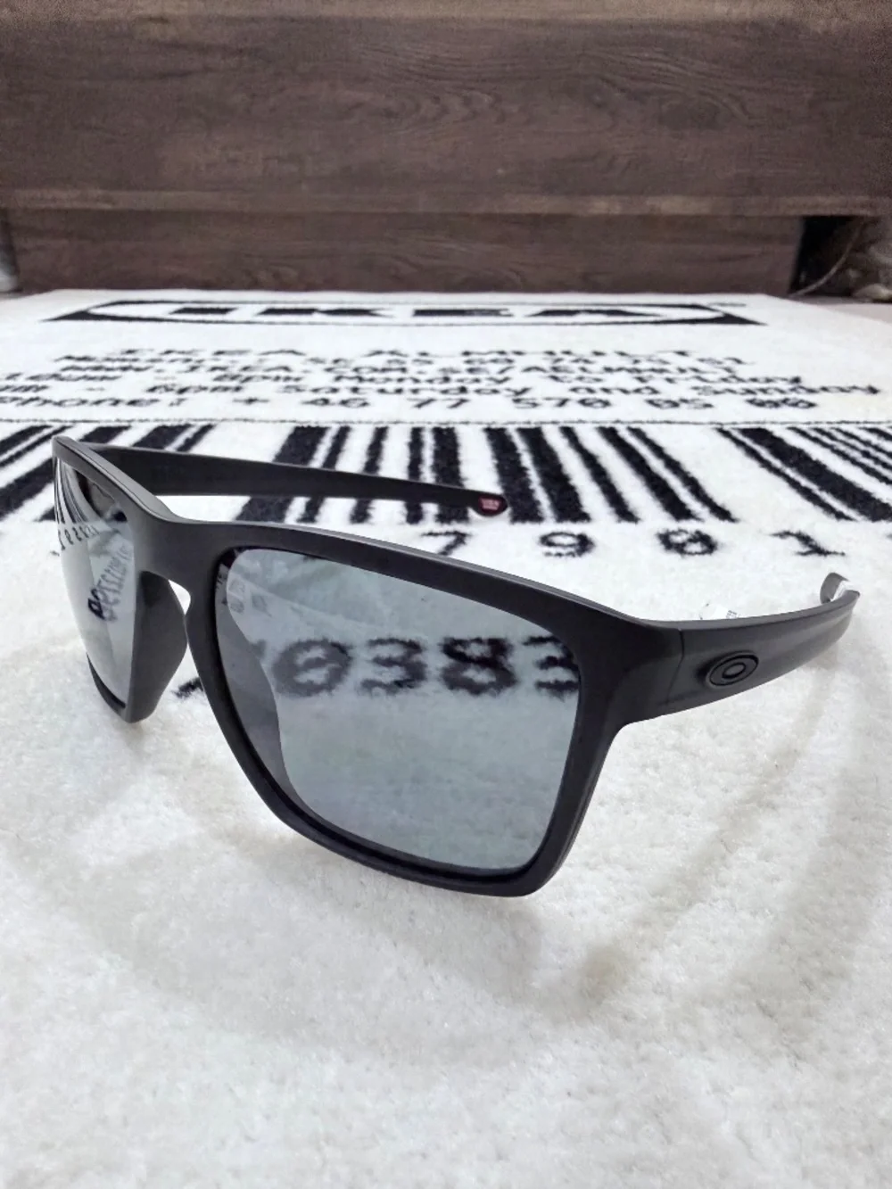 Oakley Sliver XL Polarized Iridium Grey Smoke Mirror Lens 57mm Matte Black Frame